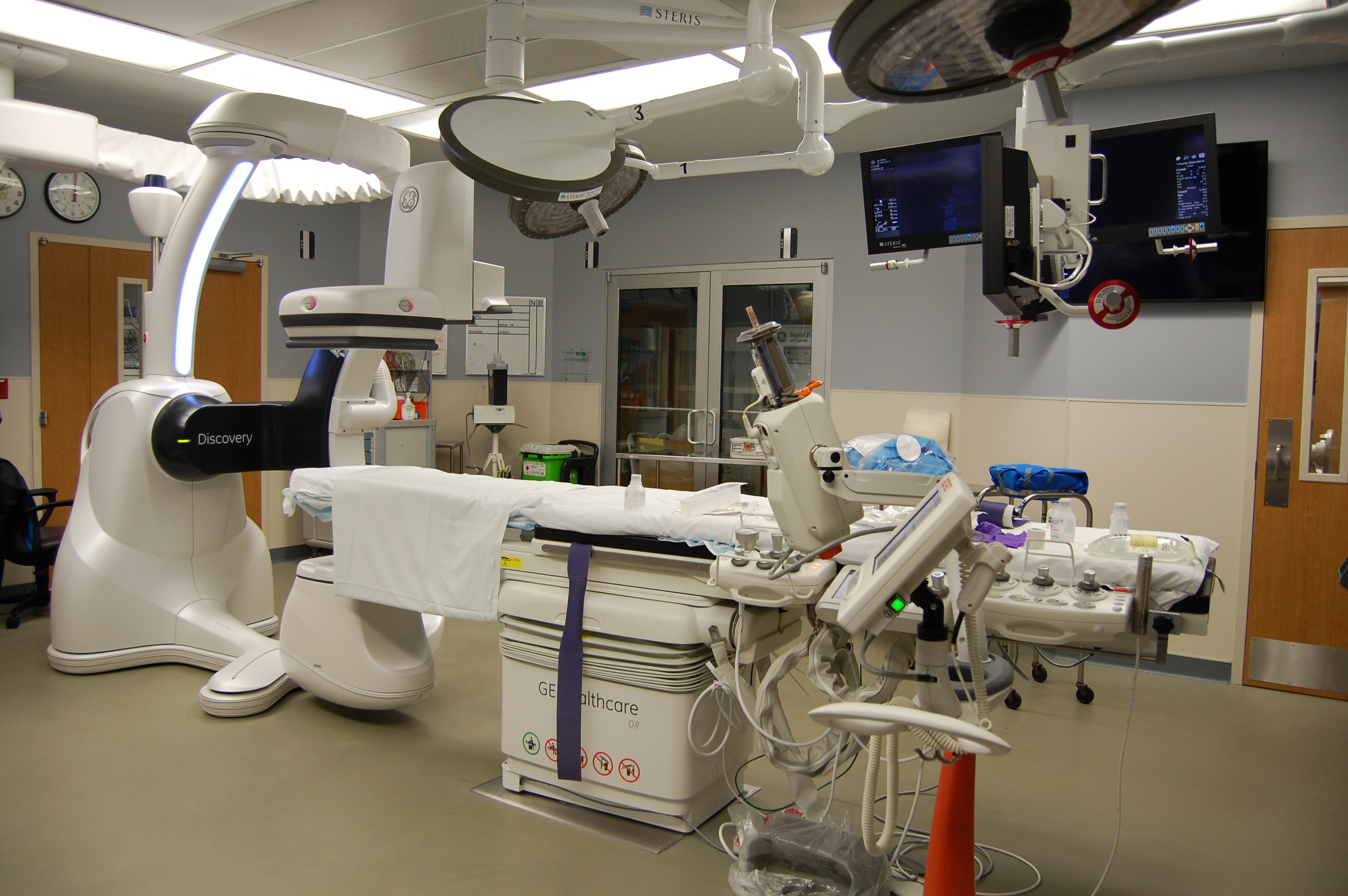 Erlanger adds Hybrid Operating Room System for less-invasive vascular treatments