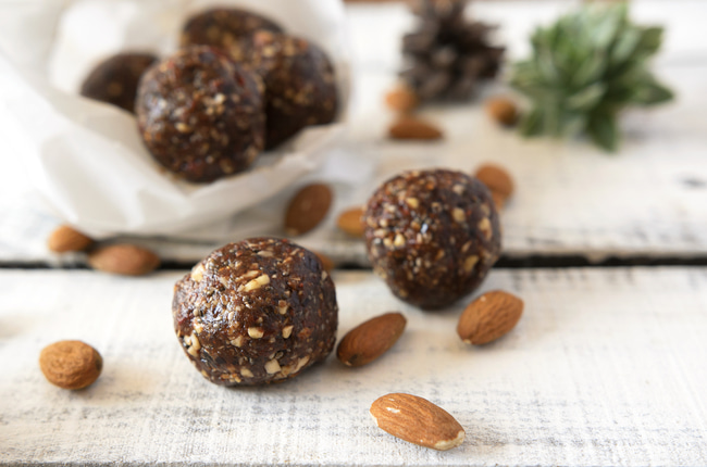 Healthy Recipe: No-Bake Cookie Dough Protein Balls